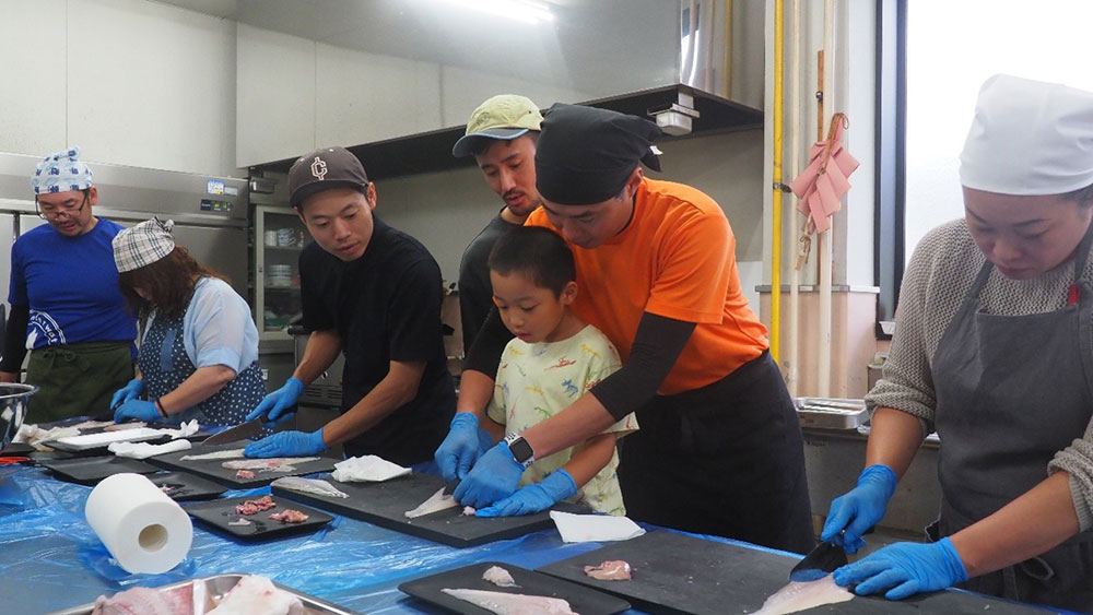 今が旬の魚を捌いて味わおう!「お魚捌き教室~ウスバハギ編~」を開催しました!